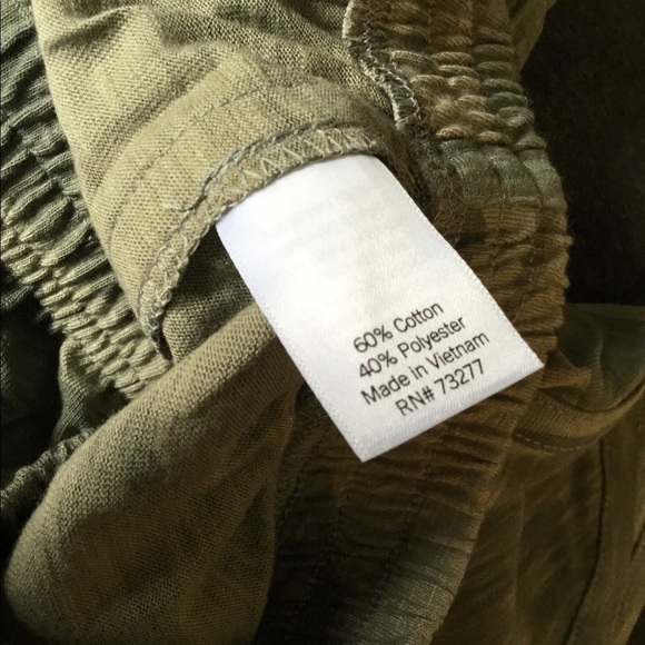 So XL high rise cozy dolphin shorts green Camo - Picture 9 of 13